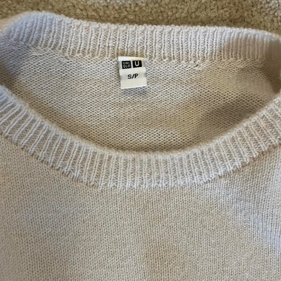 Uniqlo Merino Wool Crew Neck Sweater, Mens Small - Picture 2 of 4